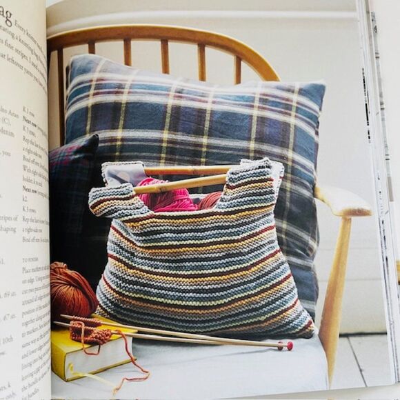 The Knitter's Year by Debbie Bliss - Book - Picture 6 of 6